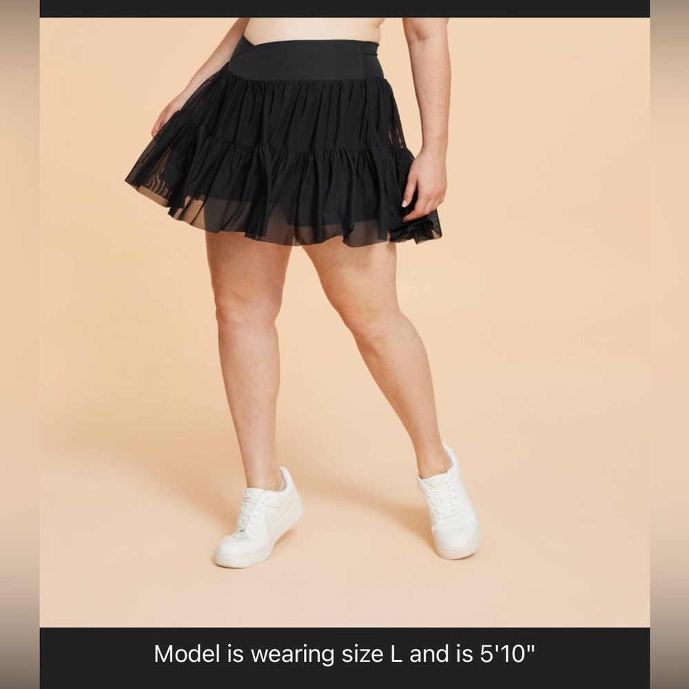 NWT BLOGILATES Viral Ballerina Skort JET BLACK with Pockets Sz TikTok Large L/8